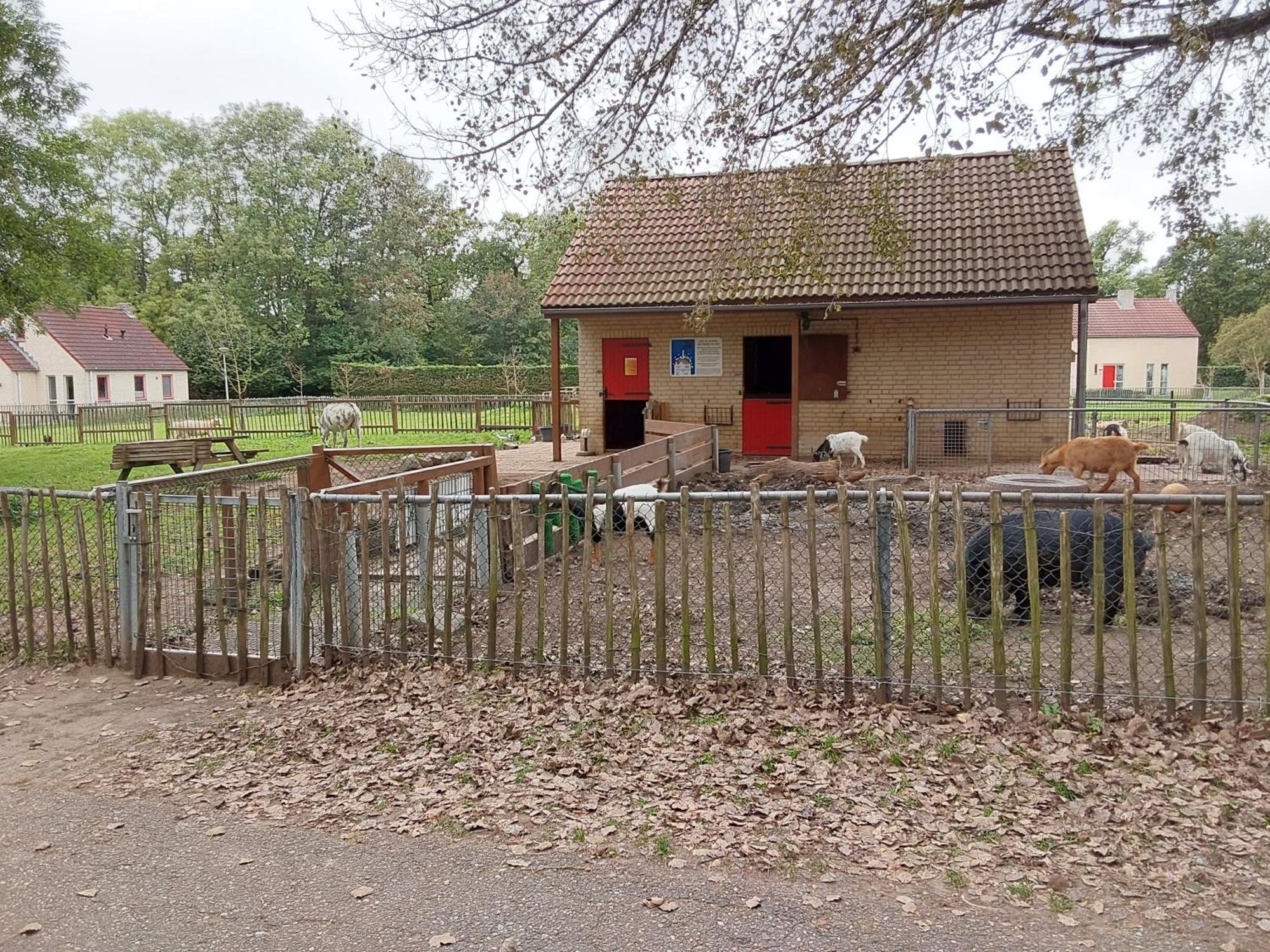 Rumah Senang Wellness Met Hottub En Tuin Ewijk Buitenkant foto