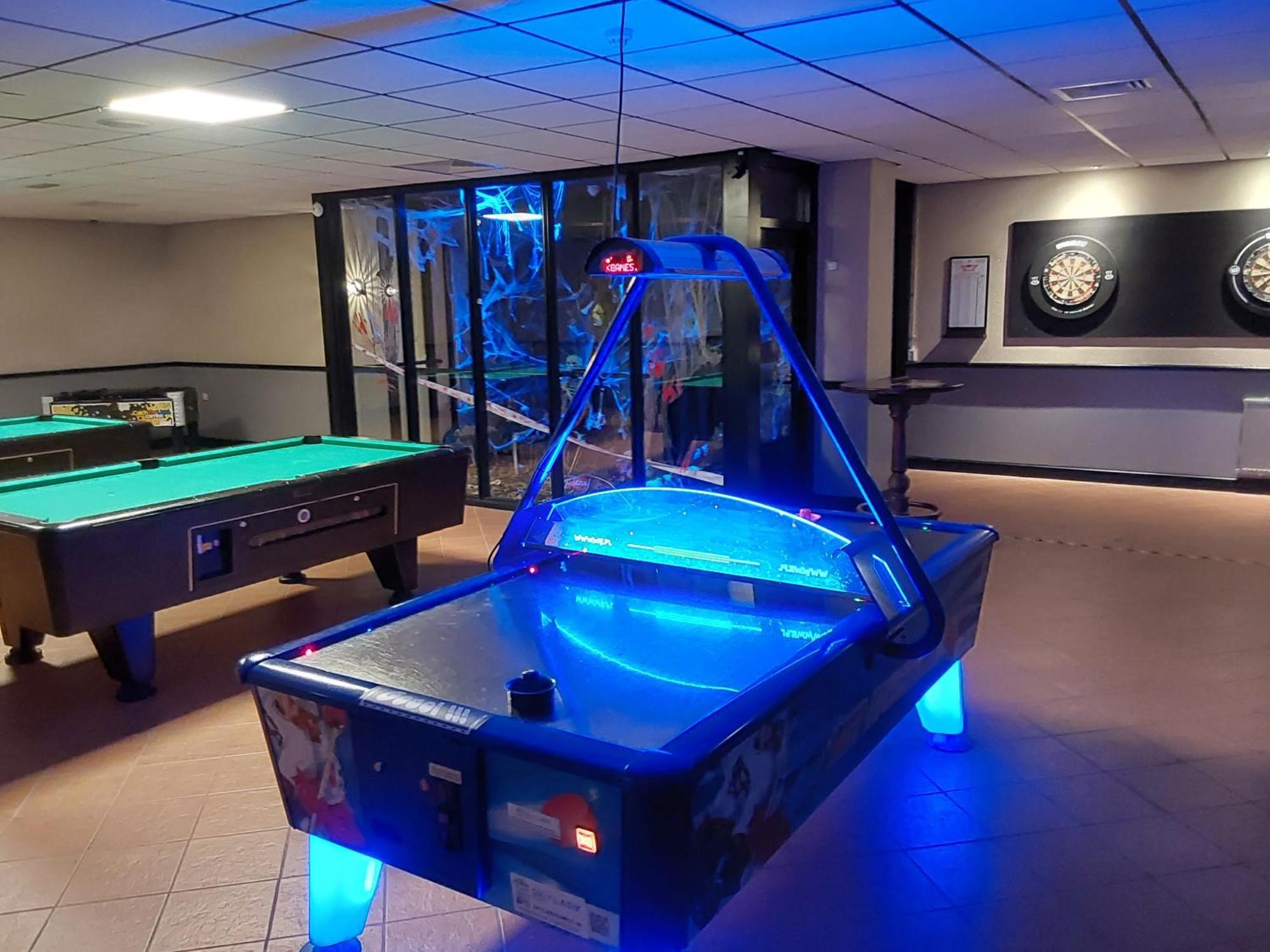 Rumah Senang Wellness Met Hottub En Tuin Ewijk Buitenkant foto