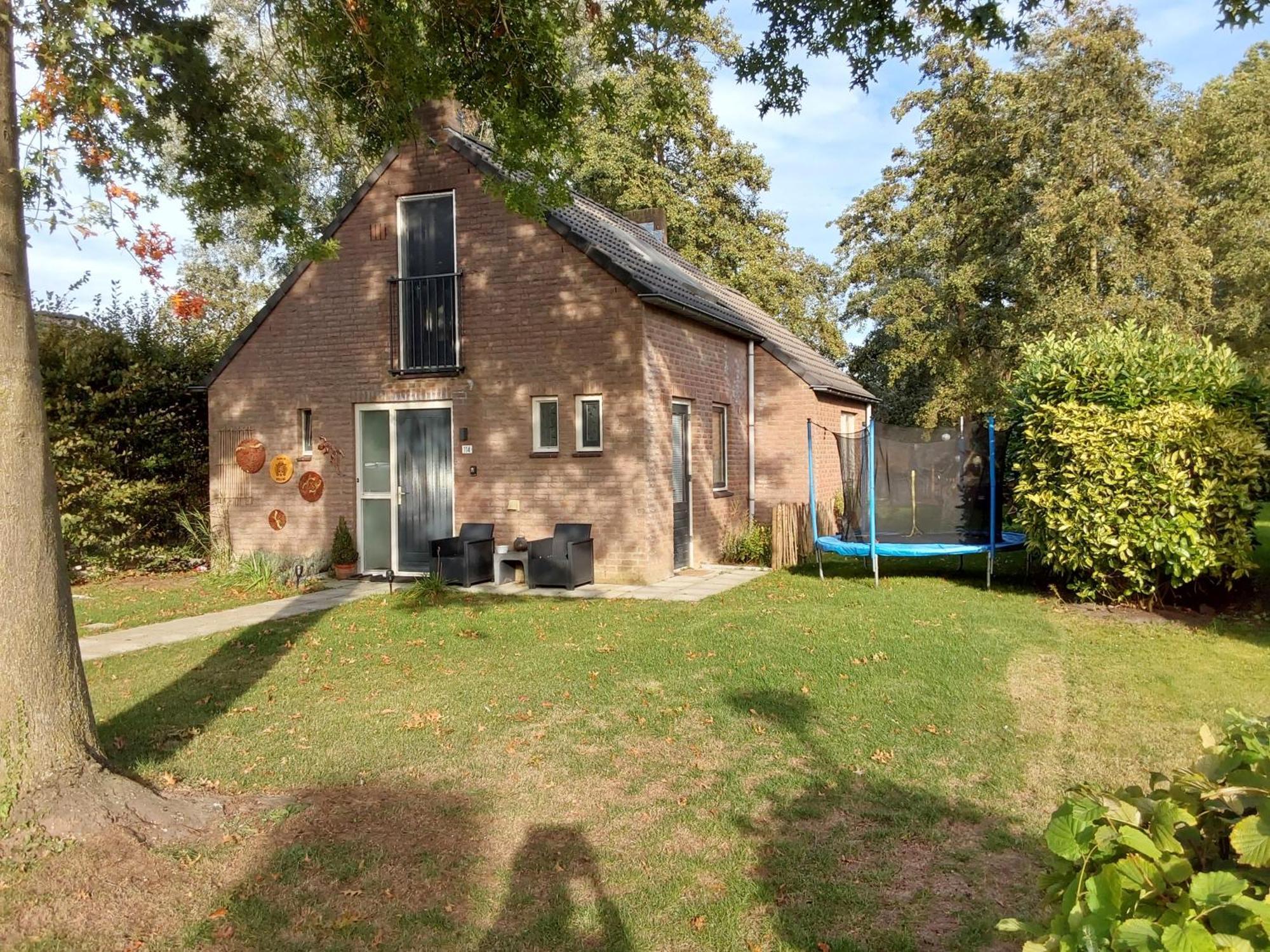 Rumah Senang Wellness Met Hottub En Tuin Ewijk Buitenkant foto